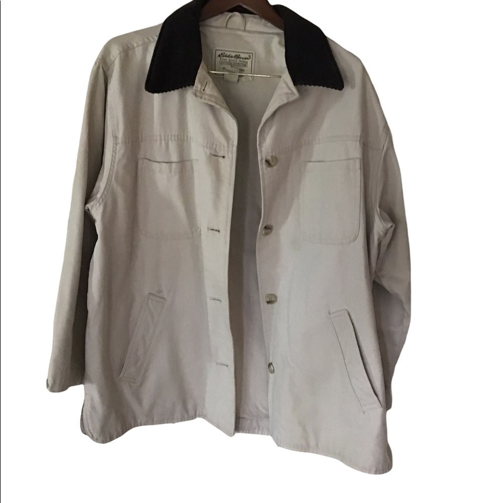 Vintage 80’s Eddie Bauer field jacket brown Corduroy collar. Excellent shape